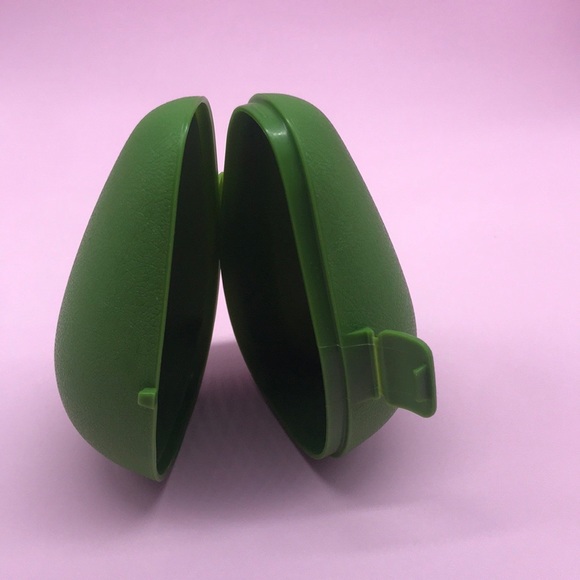 Tupperware Avocado Keeper - Picture 12 of 16